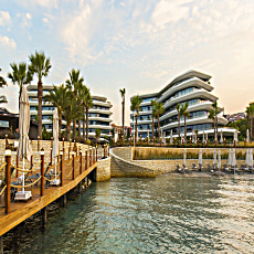 Reges a Luxury Collection Resort & Spa